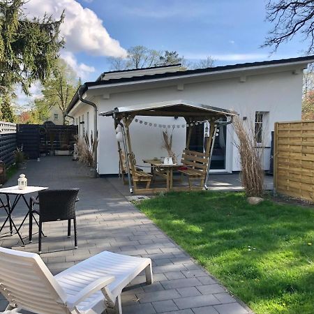 GartenLoft mit Outdoor Whirlpool und Garten Petershagen-Eggersdorf Buitenkant foto